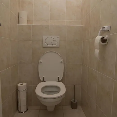 Sea-dweller Apartment