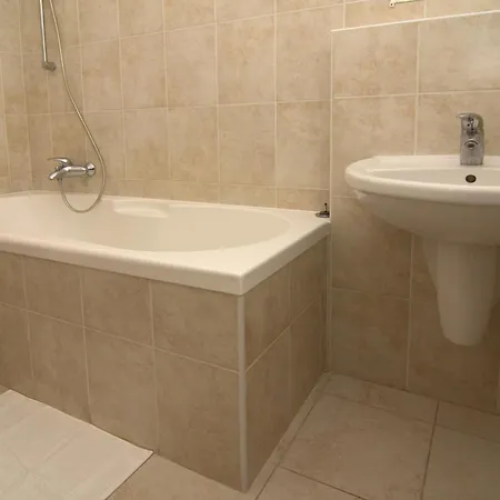 Sea-dweller Apartmán *